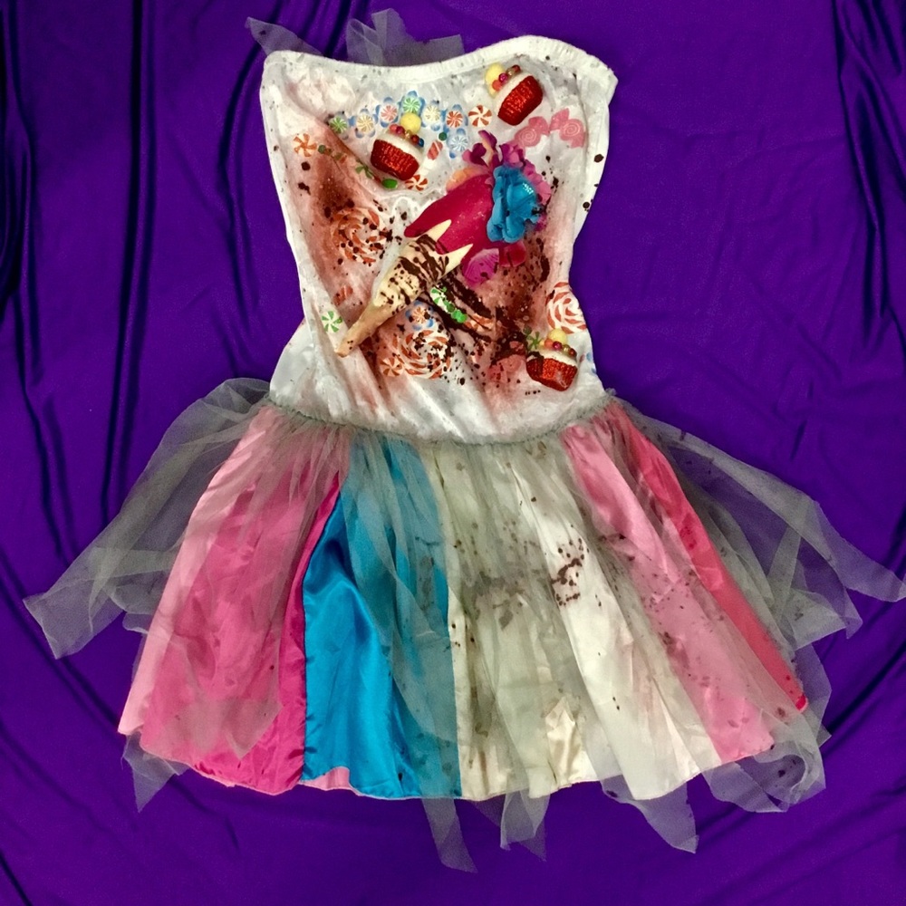 Bloody ice cream girl